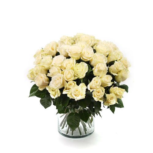 vase arrangement white roses